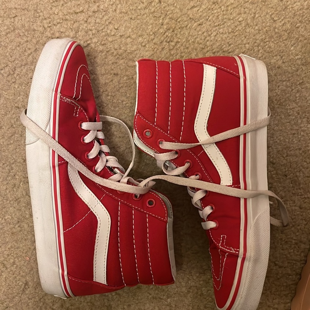 Vans - Picture 2 of 4